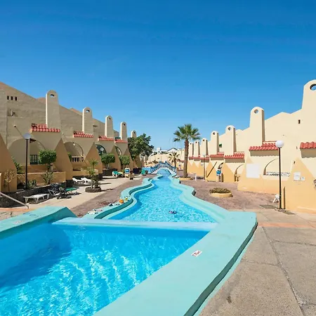 Dreams Holidays דירה *